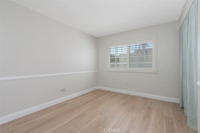 1675 New Hampshire Dr, Costa Mesa, CA 92626 - photo 13