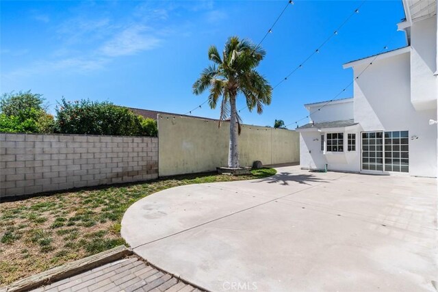 1675 New Hampshire Dr, Costa Mesa, CA 92626 - photo 20