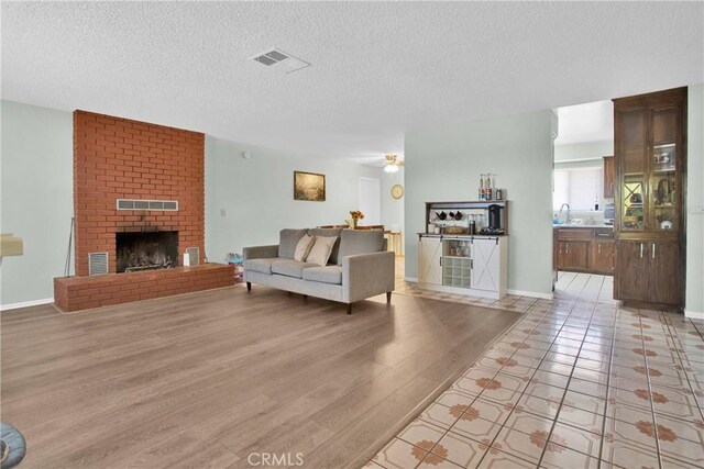 9431 7th Ave, Hesperia, CA 92345 - photo 6