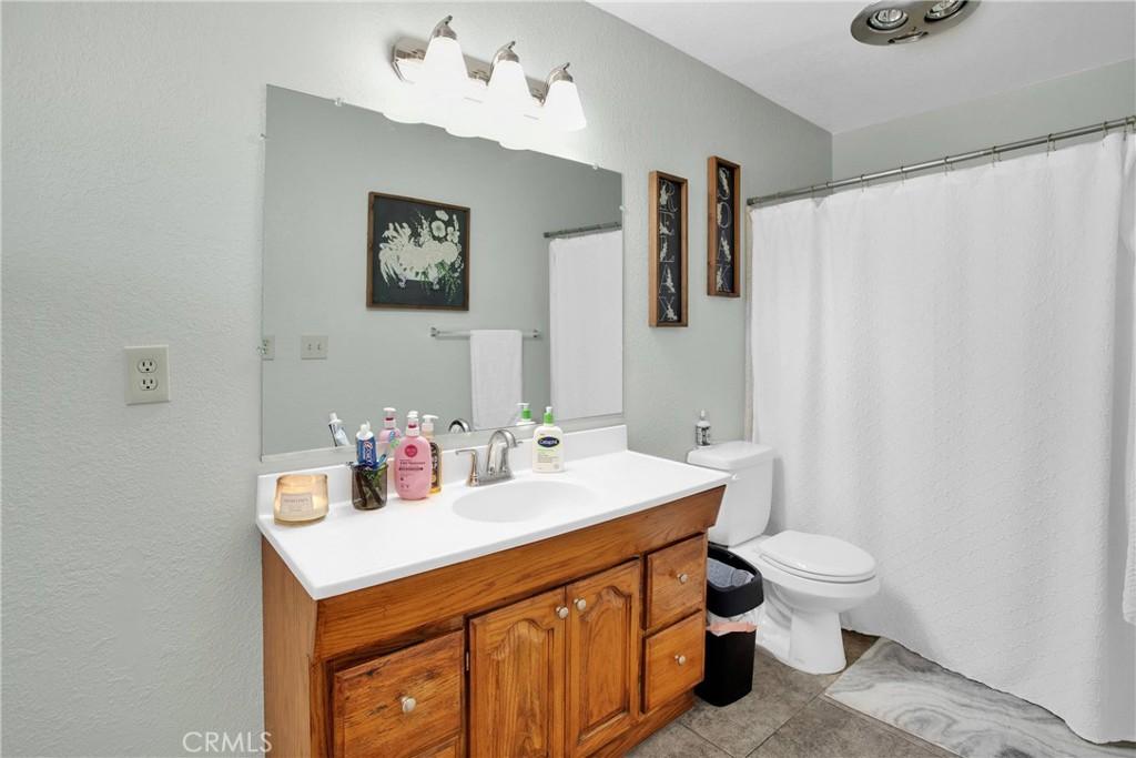 9431 7th Ave, Hesperia, CA 92345 - photo 21