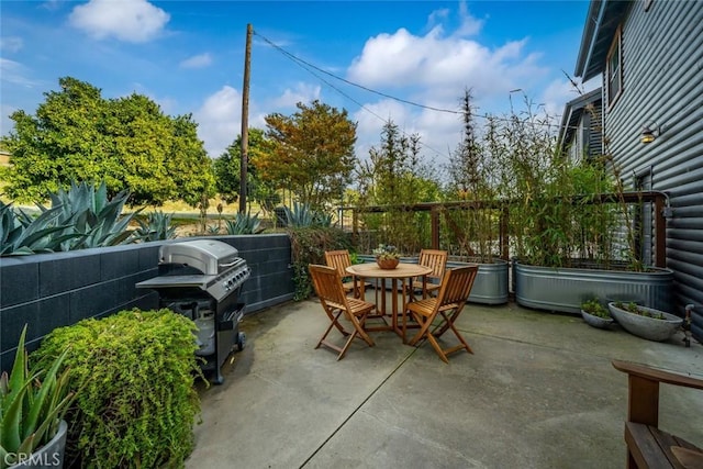 1186 Ramblin Rose Way, Arroyo Grande, CA 93420 - view of patio featuring grilling area and outdoor dining area