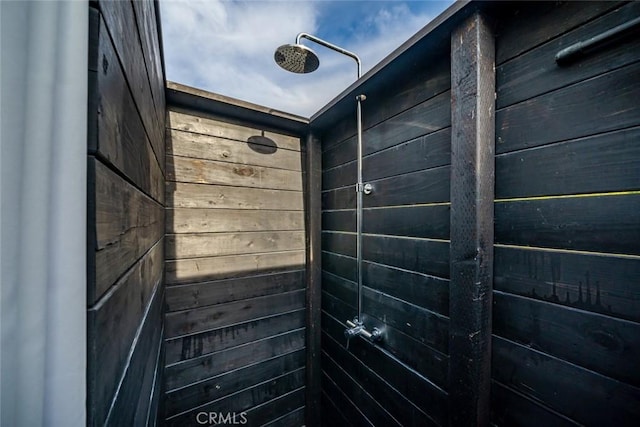 1186 Ramblin Rose Way, Arroyo Grande, CA 93420 - detailed view of a tile shower