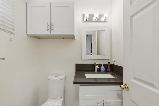 11445 Moorpark St Unit 12, Studio City, CA 91602 - half bath with vanity and toilet