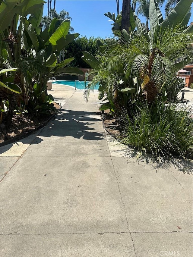 400 N Acacia Ave Unit B24, Fullerton, CA 92831 - view of street