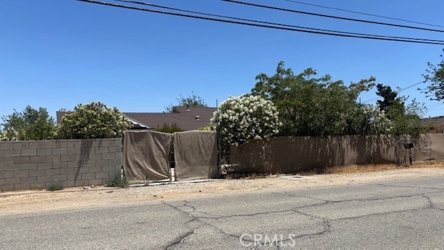 38520 12th St E, Palmdale, CA 93550 - view of asphalt road