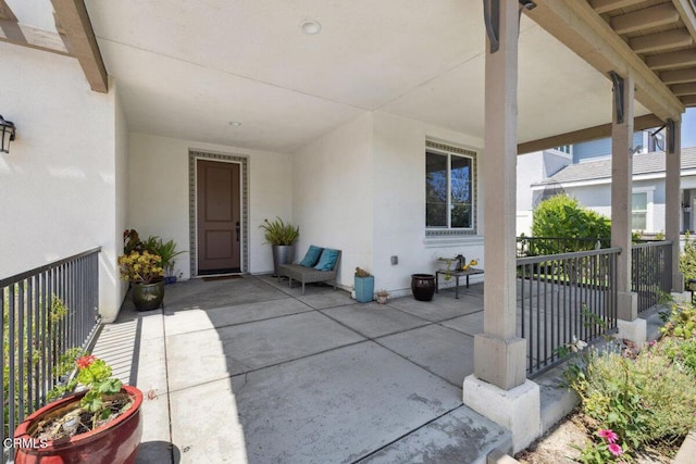 113 Azalea St, Fillmore, CA 93015 - entrance to property with stucco siding and a patio area