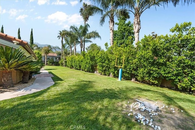 10920 Beechwood Dr, Rancho Cucamonga, CA 91737 - view of grassy yard