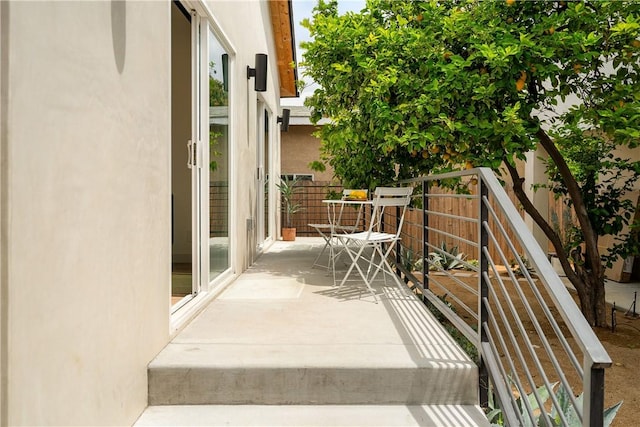 2404 Glover Pl, Los Angeles, CA 90031 - view of balcony