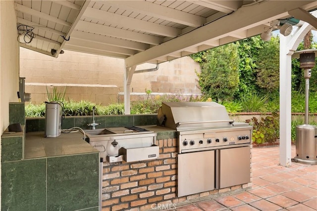 6636 Wooster Ave, Los Angeles, CA 90056 - view of patio / terrace with an outdoor kitchen