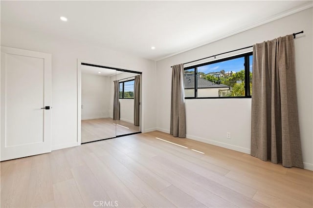 2414 Las Positas Rd, Glendale, CA 91208 - unfurnished bedroom featuring light wood-style flooring and recessed lighting