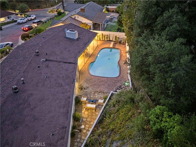 2414 Las Positas Rd, Glendale, CA 91208 - view from above of property with a pool