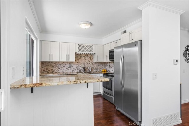 9705 Port Royal Cir, Huntington Beach, CA 92646 - photo 11