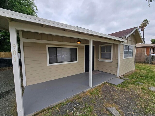 901 Hazel Ave, San Bernardino, CA 92410 - photo 3