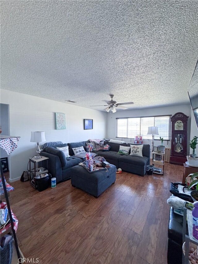 1140 Front St, Livingston, CA 95334 - photo 7