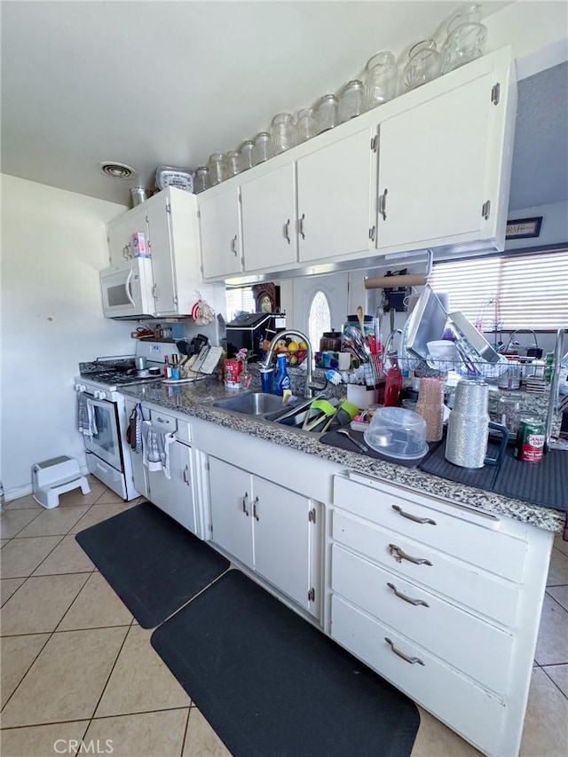 1140 Front St, Livingston, CA 95334 - photo 12