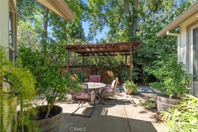 17 Arminta Ct, Chico, CA 95928 - view of patio with a pergola and outdoor dining area