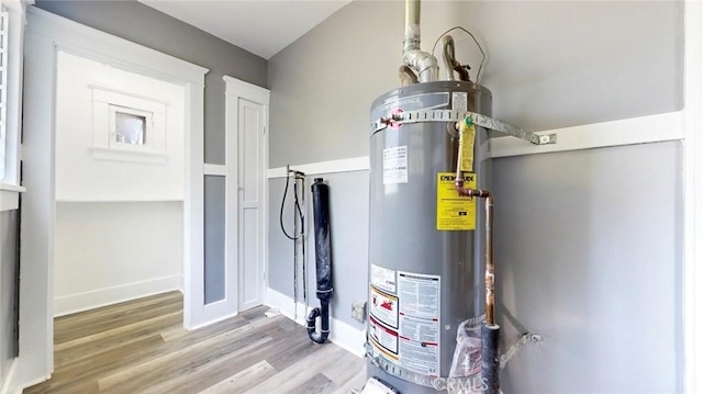 243 N Verdugo Rd, Glendale, CA 91206 - utilities featuring water heater