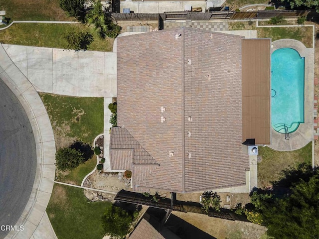4810 Bluestone Dr, Bakersfield, CA 93311 - view of subject property featuring a pool area