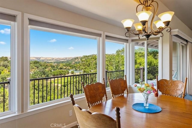 8412 Alta Vista Ave, Atascadero, CA 93422 - dining area featuring a chandelier