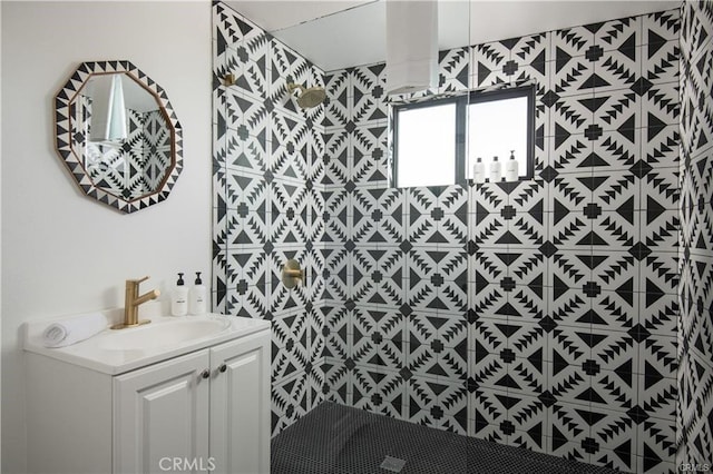 5725 Sunfair Rd, Joshua Tree, CA 92252 - bathroom featuring vanity and a tile shower