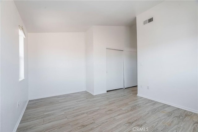 44738 Foxboro Ct, Lancaster, CA 93535 - empty room with wood finished floors and baseboards