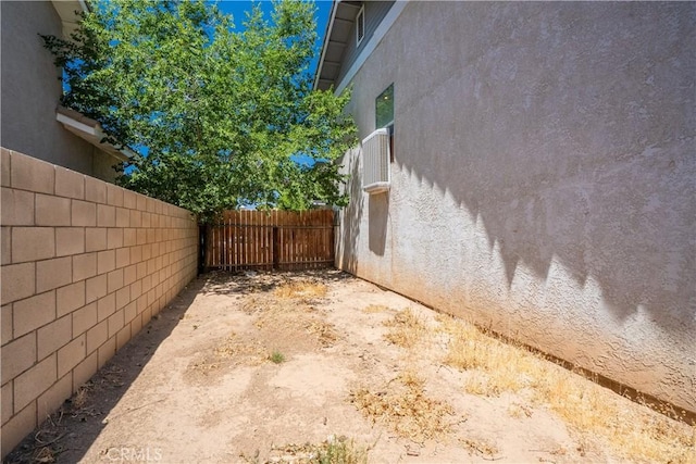 44738 Foxboro Ct, Lancaster, CA 93535 - view of yard