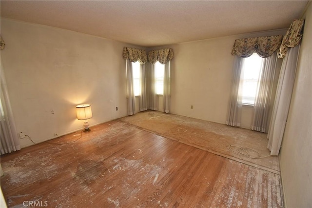 565 N Laurel Ave, Upland, CA 91786 - empty room with wood finished floors