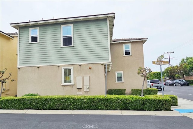 15048 Westin Ln, La Mirada, CA 90638 - view of side of home with stucco siding