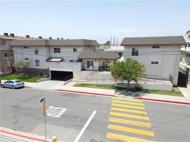 13325 Kornblum Ave, Hawthorne, CA 90250 - view of property featuring an attached garage