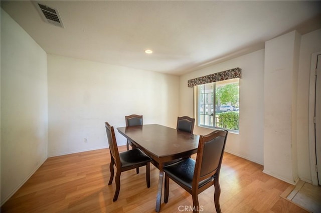 3309 Kaylyn St, Lancaster, CA 93535 - dining area with light wood finished floors and recessed lighting