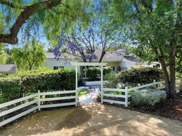 11 Dapplegray Ln, Rolling Hills Estates, CA 90274 - view of gate