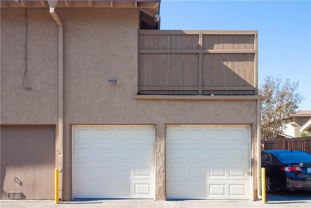 16806 Sierra Vista Way, Cerritos, CA 90703 - view of garage
