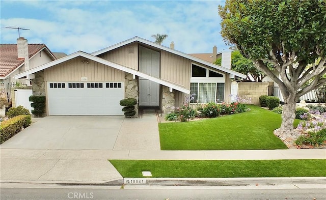 10041 Kaylor Ave, Los Alamitos, CA 90720 - photo 1