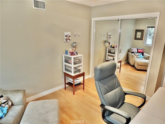 10041 Kaylor Ave, Los Alamitos, CA 90720 - photo 28