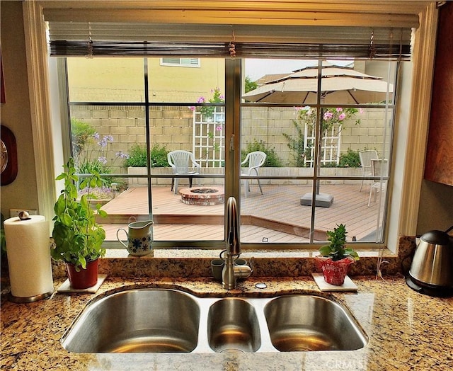 10041 Kaylor Ave, Los Alamitos, CA 90720 - photo 17