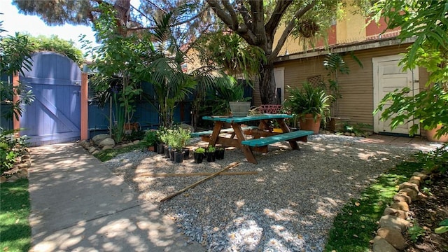 241 N Verdugo Rd, Glendale, CA 91206 - view of patio featuring a gate