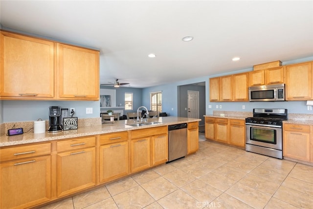 34085 Agaliya Ct, Lake Elsinore, CA 92532 - photo 15