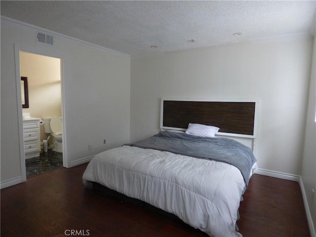 630 W Santa Cruz St, San Pedro, CA 90731 - bedroom featuring wood finished floors, ornamental molding, and a textured ceiling