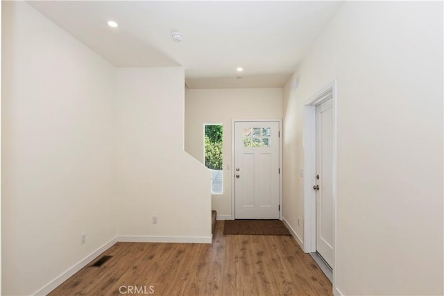26182 Sky Ridge Dr, Twin Peaks, CA 92391 - entryway with wood finished floors and recessed lighting