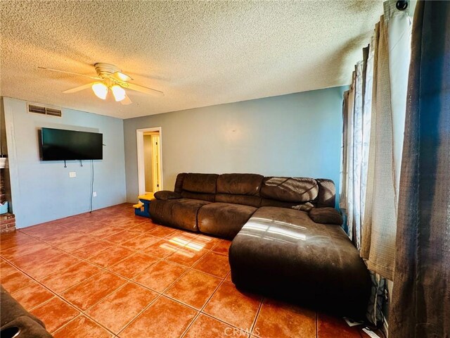 132 Sequoia Dr, Bakersfield, CA 93308