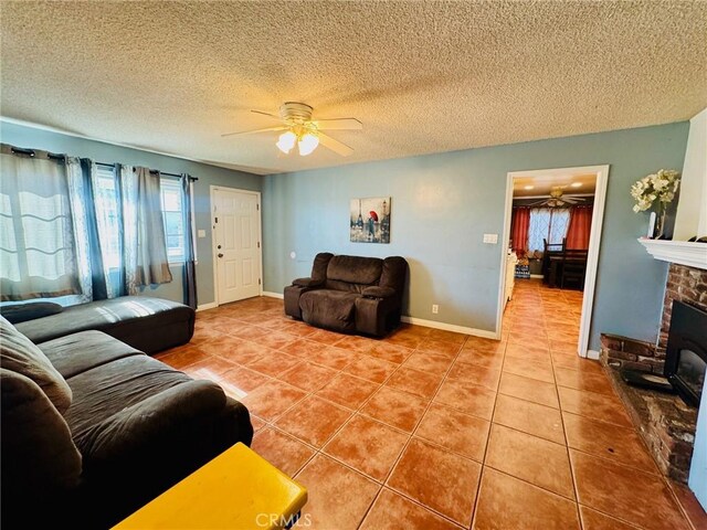 132 Sequoia Dr, Bakersfield, CA 93308