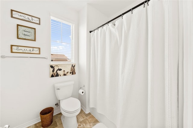 36351 Elizabeth Ln Unit 8105, Wildomar, CA 92595 - full bath with toilet and a shower with curtain