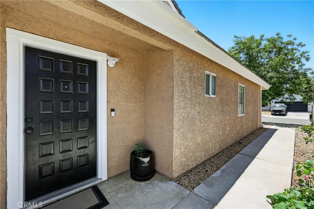 2027 Cape Cod Ln, Palmdale, CA 93550 - entrance to property with stucco siding