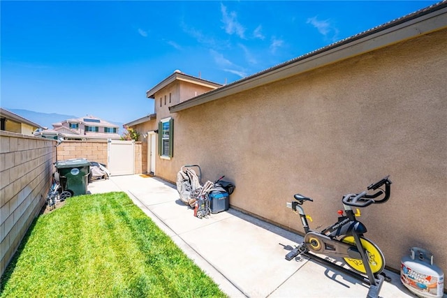 13211 Baxter Springs Dr, Rancho Cucamonga, CA 91739 - fenced backyard featuring a patio area