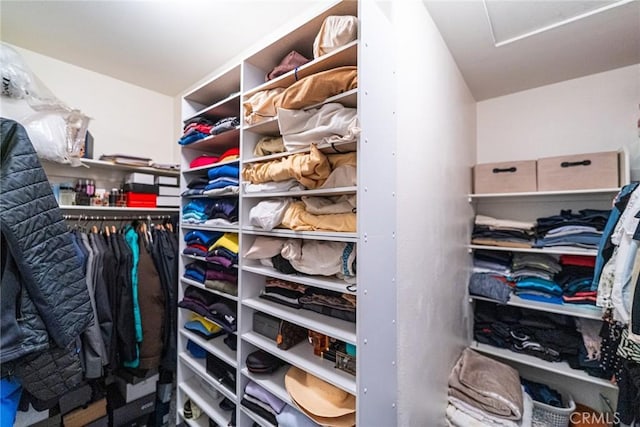 13211 Baxter Springs Dr, Rancho Cucamonga, CA 91739 - spacious closet with attic access