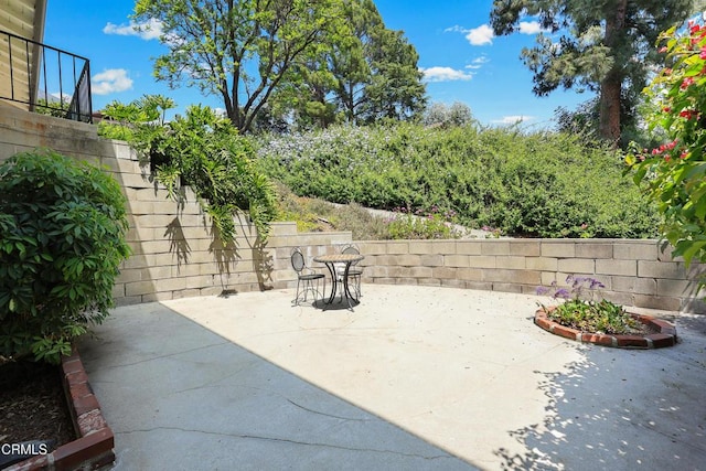5240 Ramsdell Ave, La Crescenta, CA 91214 - view of patio / terrace
