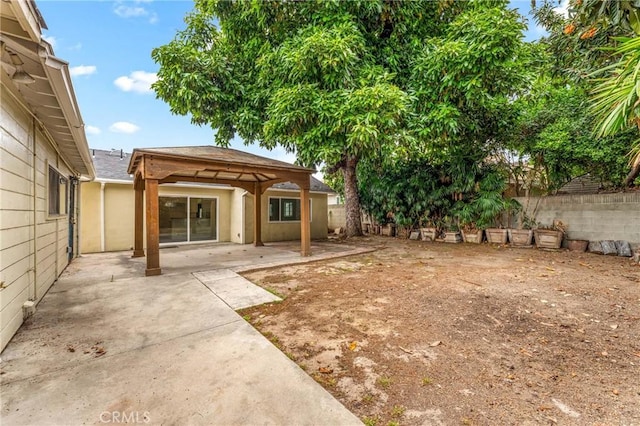 9912 Marshall St, El Monte, CA 91731 - fenced backyard featuring a patio area