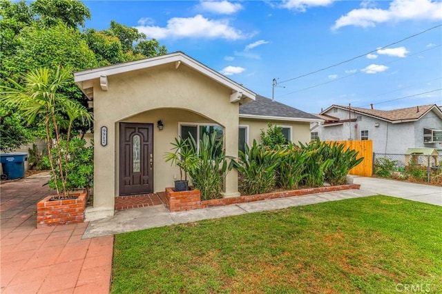 9912 Marshall St, El Monte, CA 91731 - bungalow-style house featuring stucco siding
