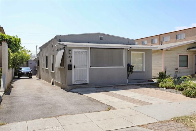 343 Concord St, Glendale, CA 91203 - view of front of home featuring stucco siding