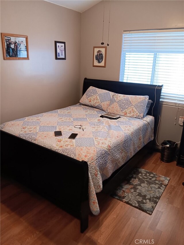412 Leeta St, Bakersfield, CA 93307 - bedroom with wood finished floors